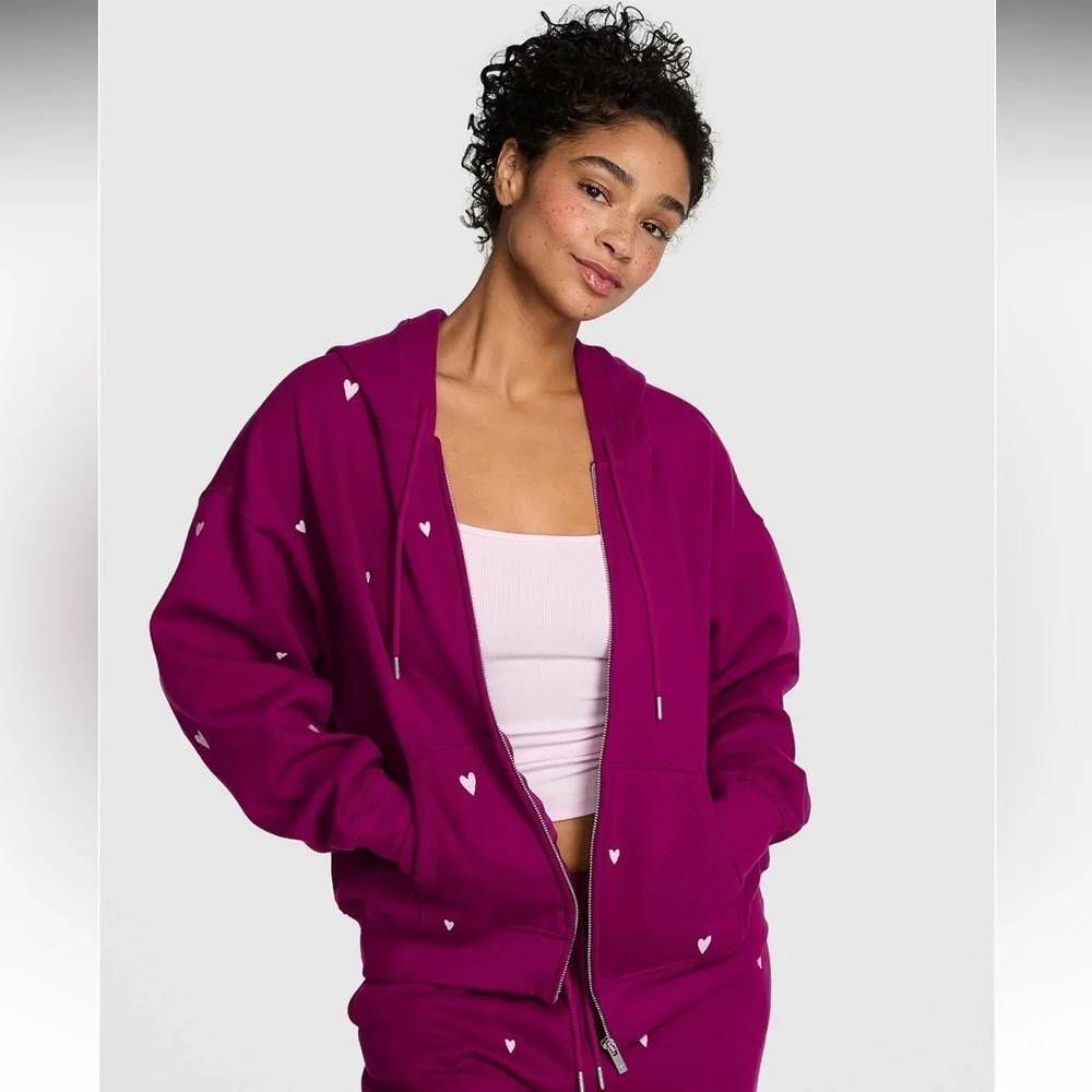 Victoria’s Secret PINK Embroidered Hearts Campus Sweatshirt and Sweatpants sz S